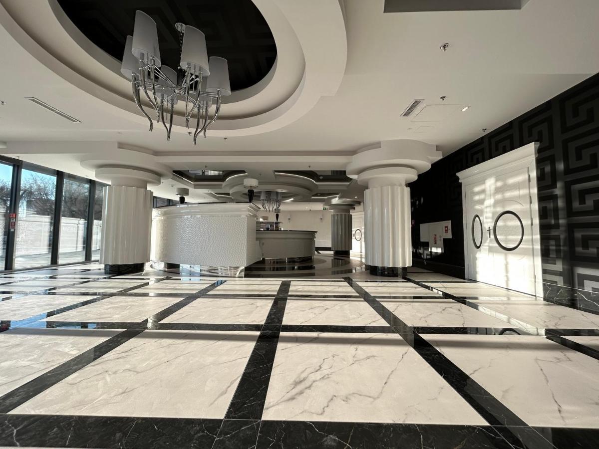 Hanza Tower Home4u